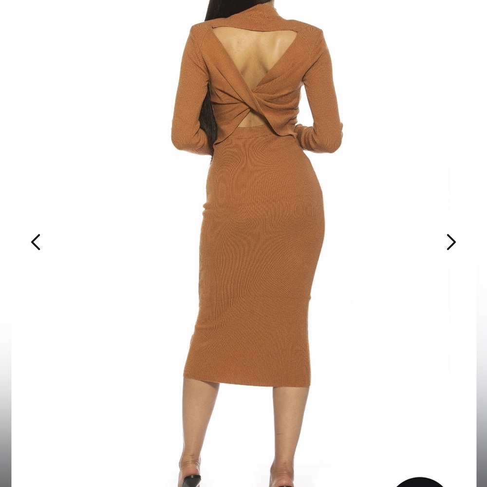 Alexia Admor Tan Dress NWT
